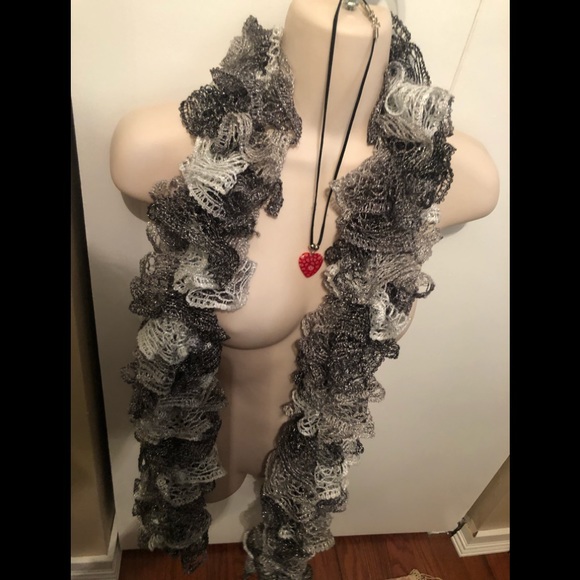 💖57” Scarf w/sparkle•100% - Picture 3 of 5